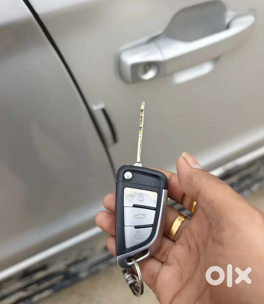 Dealers Do Not Connect  Tuv 300 Well Maintained - Direct Owner