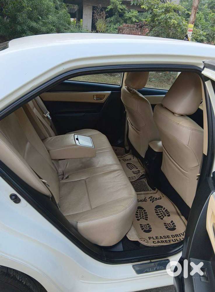 Toyota Corolla Altis Gl Mt, 2017, Petrol