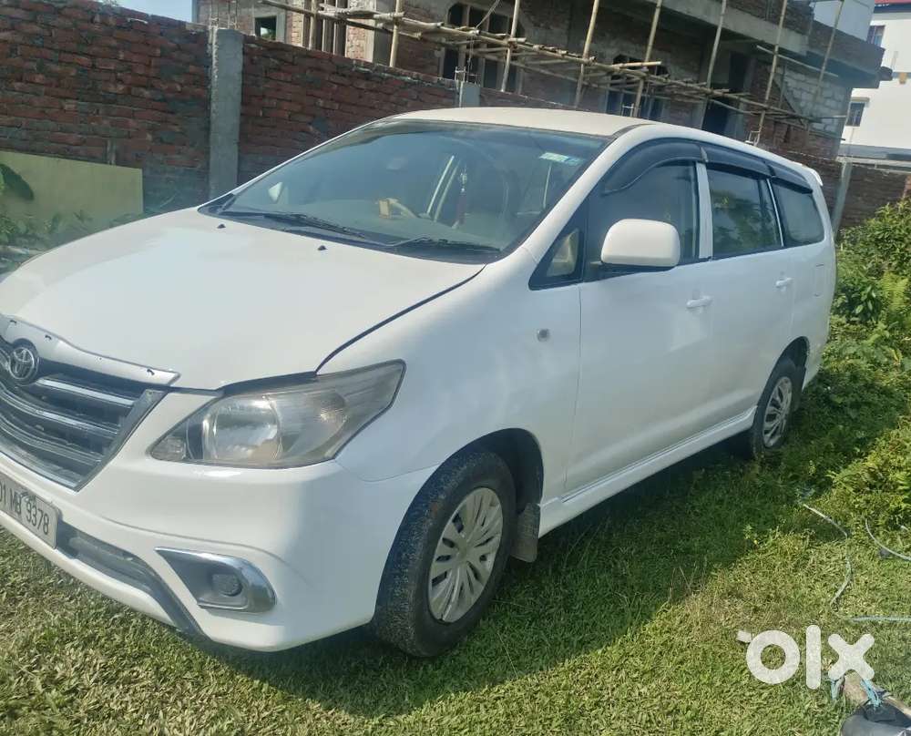 Toyota Innova 2012 Diesel Well Maintained