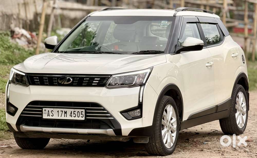 Mahindra Xuv300 W8, 2022, Petrol