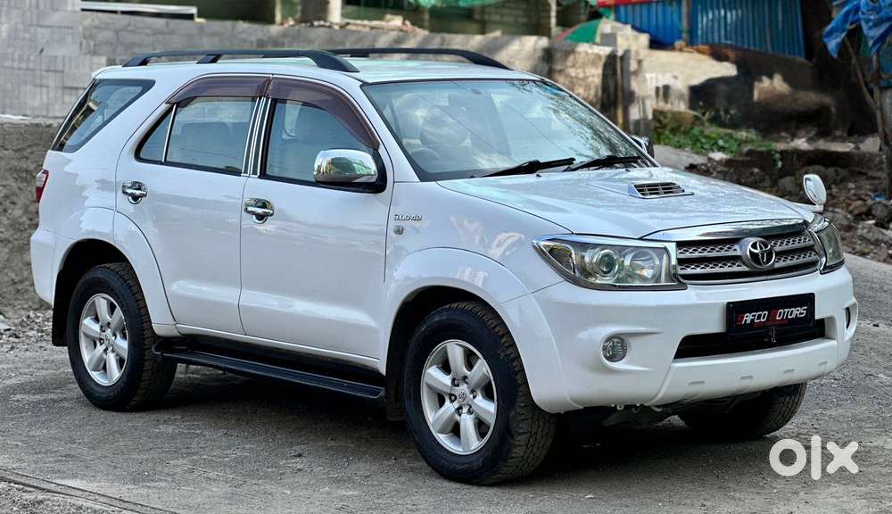 Toyota Fortuner 3.0 4x4 Manual, 2010, Diesel
