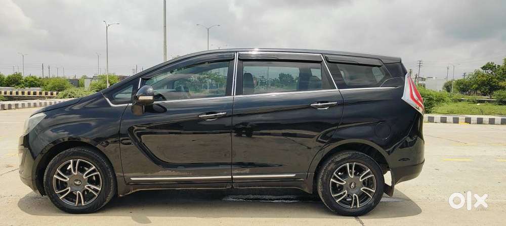 Mahindra Marazzo M8, 2019, Diesel