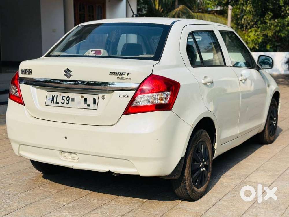 Maruti Suzuki Swift Dzire Lxi Option, 2012, Petrol
