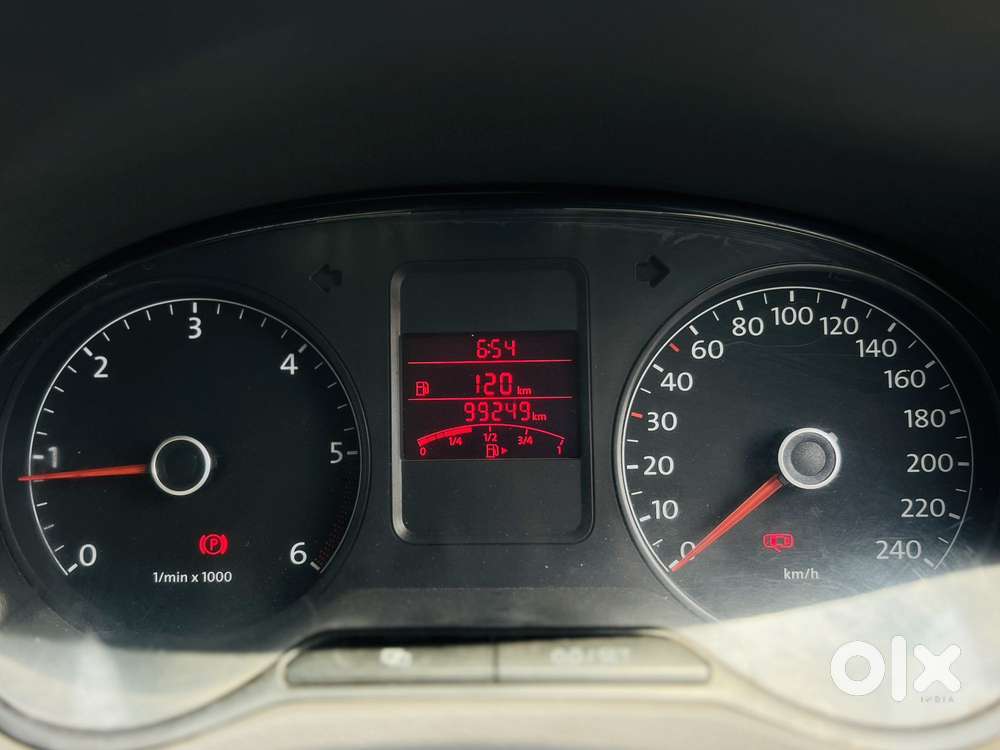 Volkswagen Vento 2010-2013 Diesel Highline, 2014, Diesel