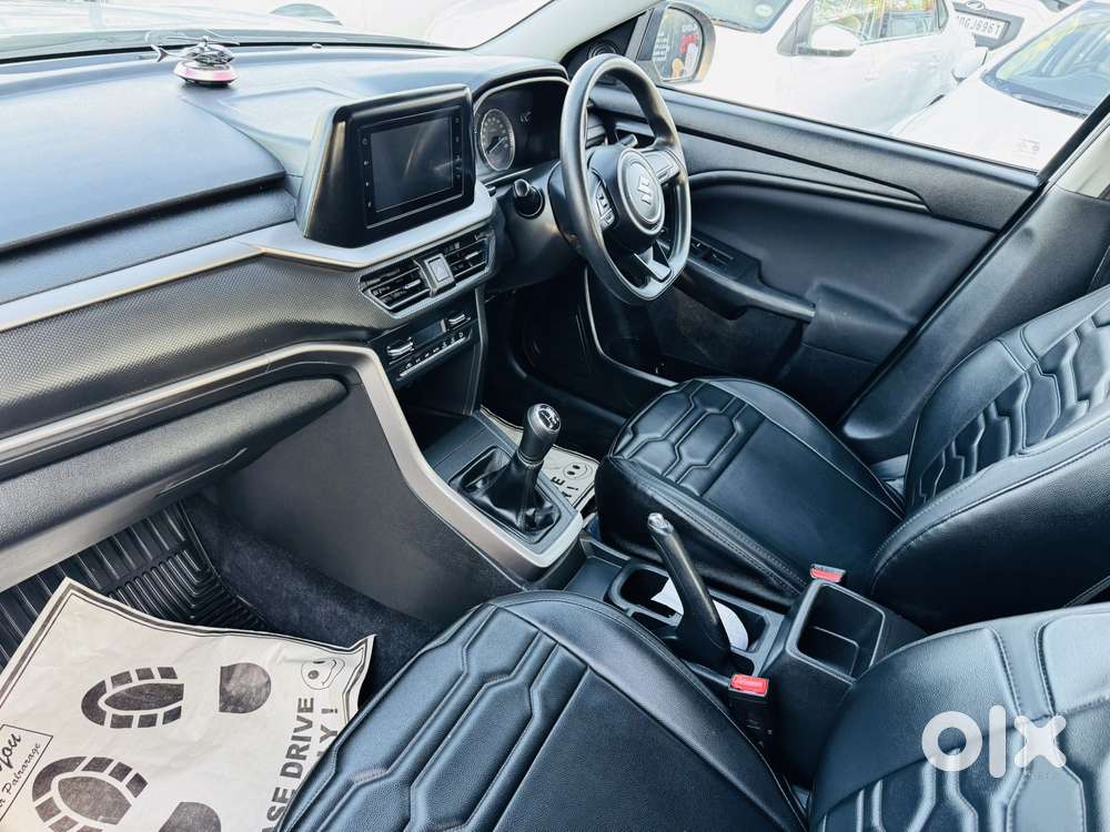 Maruti Suzuki Brezza 1.5 Vxi Smart Hybrid, 2022, Petrol