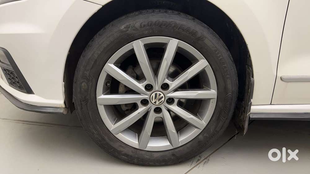 Volkswagen Vento 1.6 Highline, 2020, Petrol