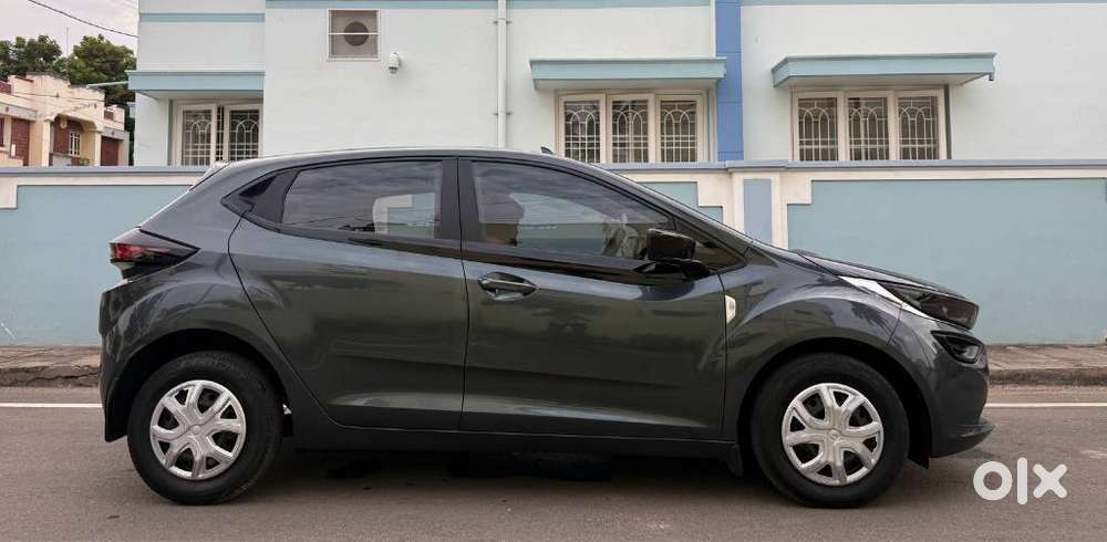 Tata Altroz Xe Petrol, 2020, Petrol
