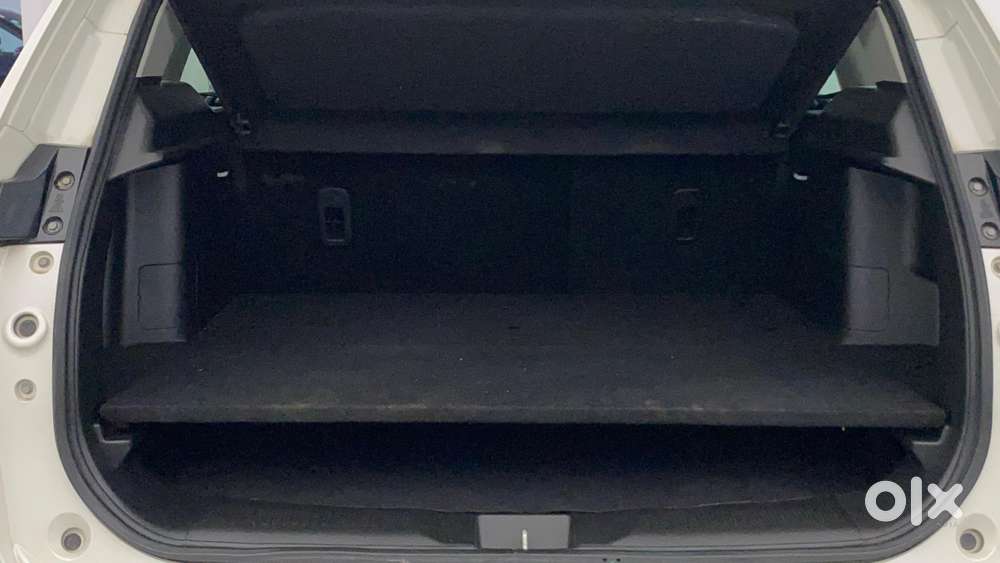 Maruti Suzuki Grand Vitara 1.5 Alpha Plus Intelligent Hybrid Ecvt, 2..