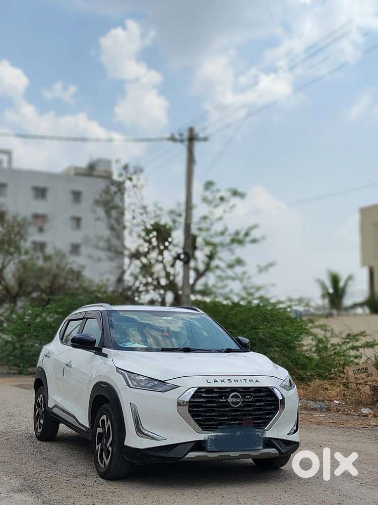 Nissan Magnite 1.0 Xv Executive Turbo Cvt, 2022, Petrol