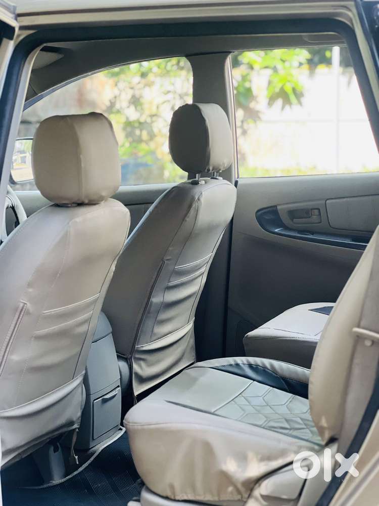 Toyota Innova 2.5 G (diesel) 7 Seater, 2010, Diesel