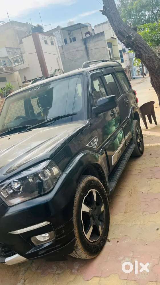 Mahindra Scorpio Classic 2023 Diesel 68000 Km Driven