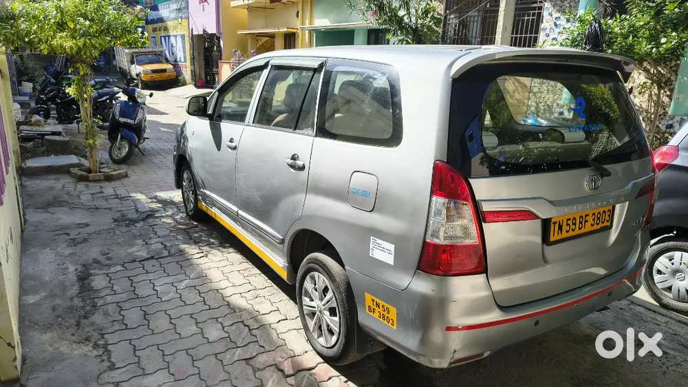 Toyota Innova 2.5 G 2015