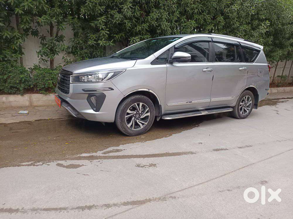 Toyota Innova Crysta 2.8 Gx At 8 Seater, 2022, Diesel