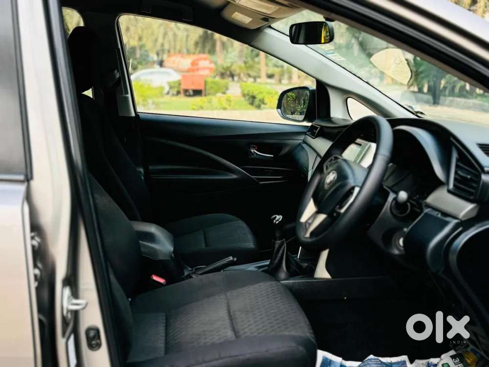 Toyota Innova Crysta [2020-ongoing] 2.4 Gx 7 Str, 2019, Diesel