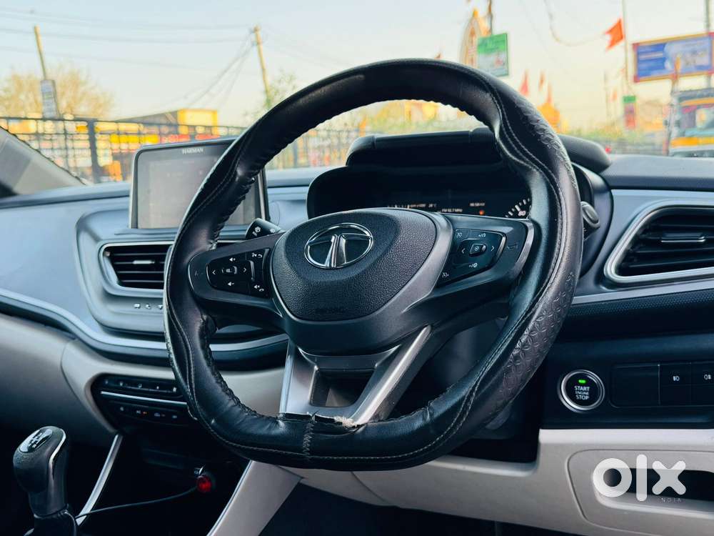 Tata Altroz 1.5 Xz Plus Diesel, 2023, Diesel