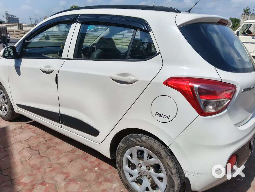Hyundai I10 Sportz At 2018