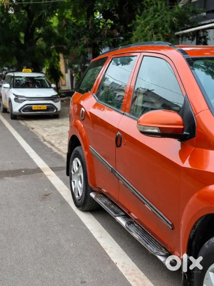 Mahindra Xuv500 2016 Car