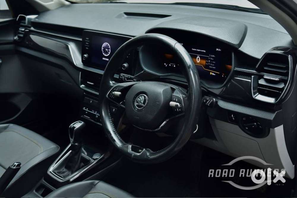 Skoda Kushaq 1.0 Tsi Style At (6 Airbags), 2023, Petrol