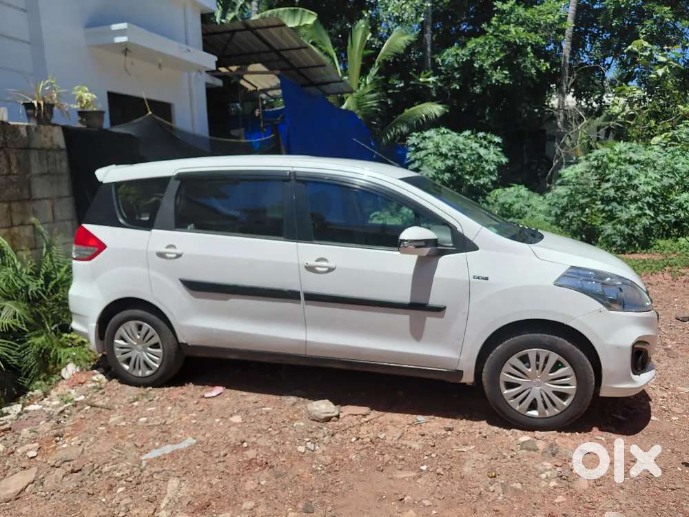 Maruti Suzuki Ertiga 2012 Diesel 106623 Km Driven