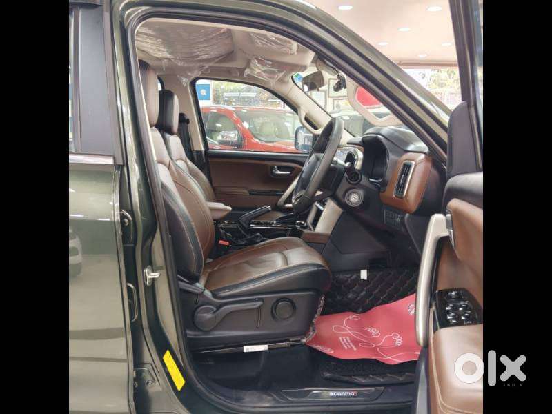 Mahindra Scorpio N Z8s G At 2wd, 2024, Petrol