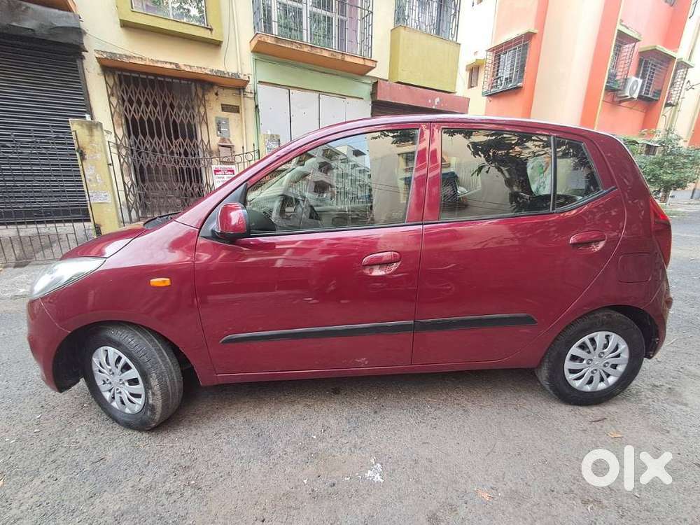 Hyundai I10 Sportz, 2017, Petrol