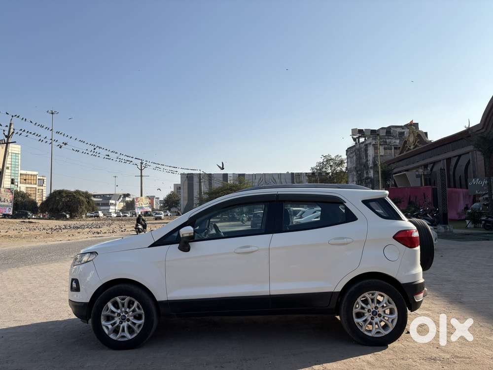 Ford Ecosport Signature Edition Petrol, 2015, Petrol
