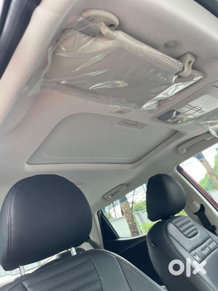 Mahindra Automatic Car 2024 Petrol Automatic