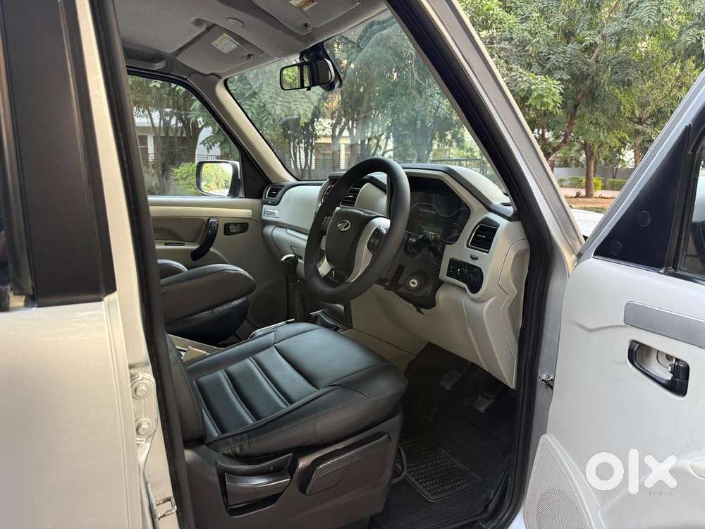 Mahindra Scorpio S10 4wd, 2016, Diesel