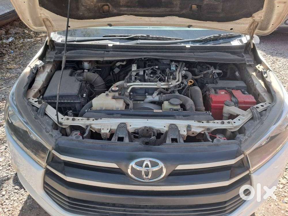 Toyota Innova Crysta 2.4 Gx Mt, 2020