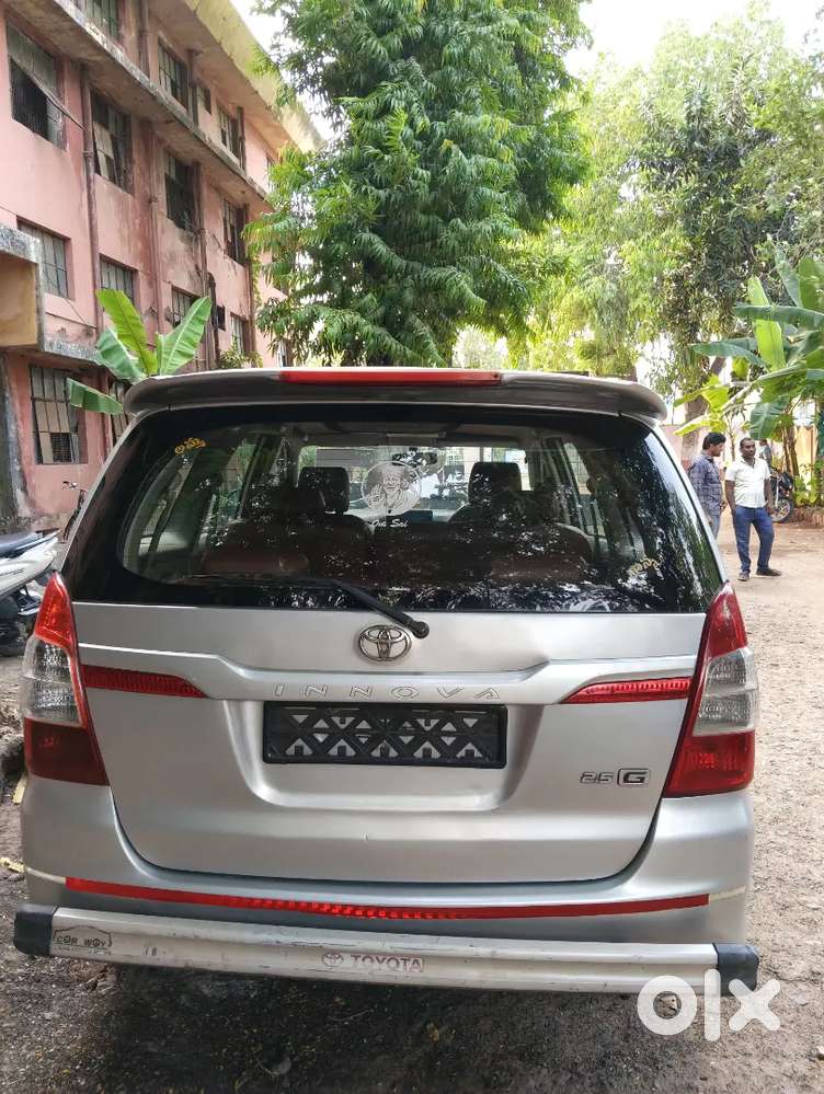 Car Innova