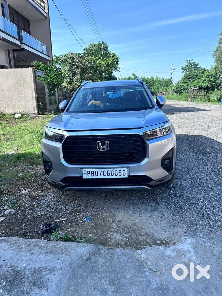 Honda Elevate 2024 Petrol Well Maintained