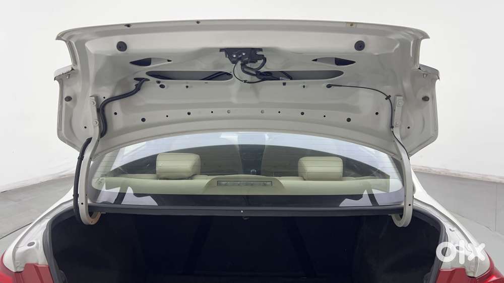 Maruti Suzuki Dzire Zxi Ags, 2020, Petrol
