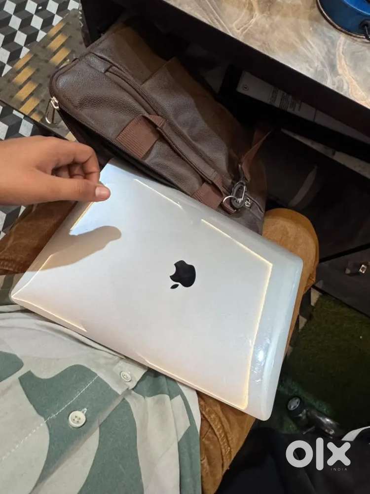 MAC book pro with touch pad