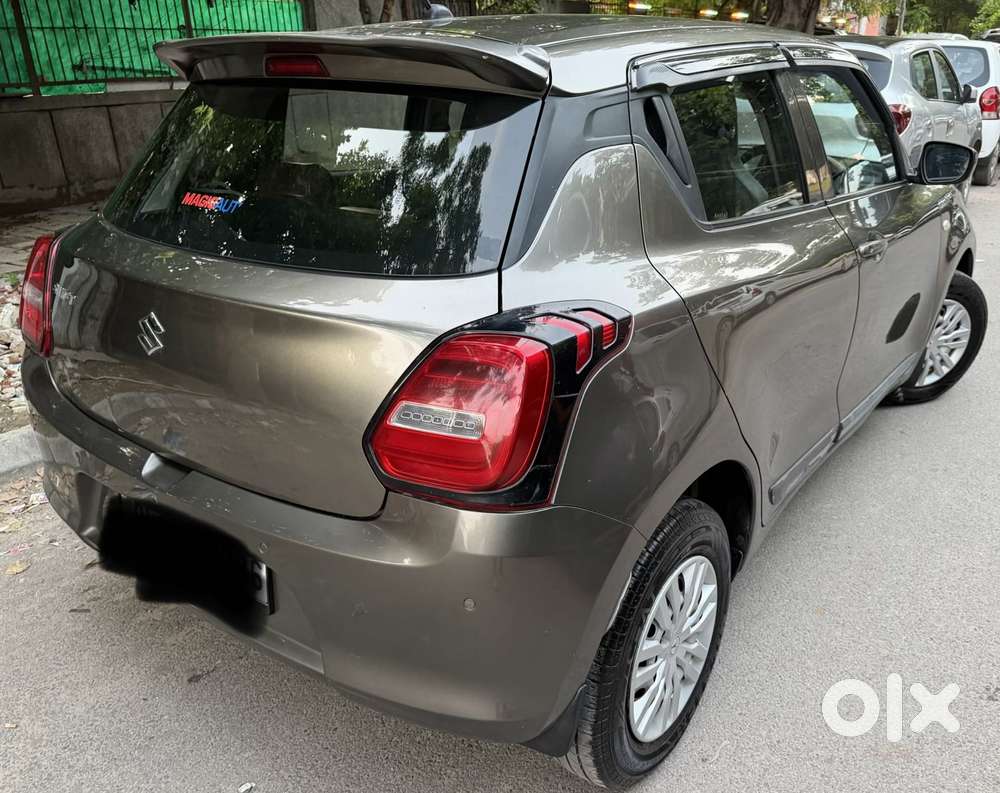 Maruti Suzuki Swift 1.2 Lxi (o), 2023, Petrol