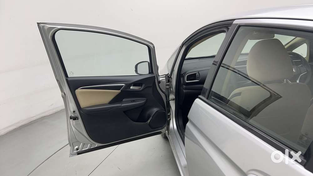 Honda Jazz V At I-vtec, 2015, Petrol
