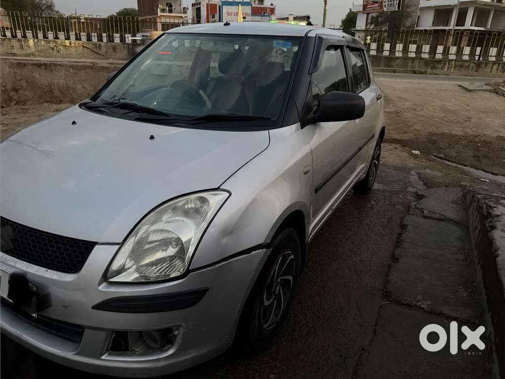 Maruti Suzuki Swift 2011 Petrol Well Maintained