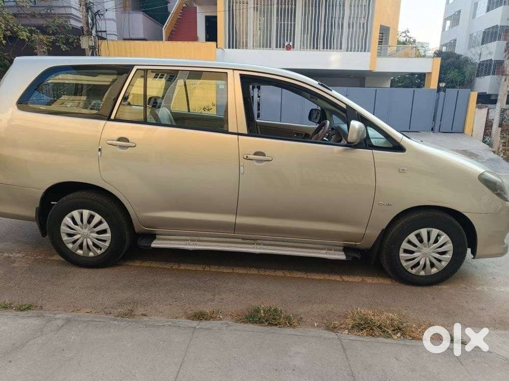 Toyota Innova 2.5 Gx 7 Str Bs-iii, 2009, Diesel