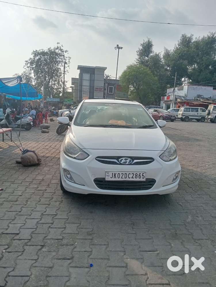 Hyundai Fluidic Verna 2013
