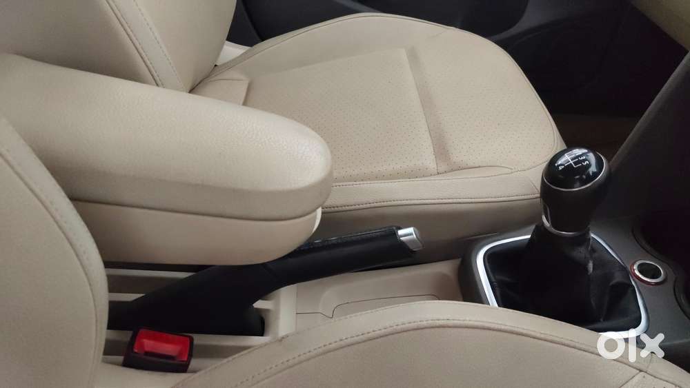 Volkswagen Vento 2010-2013 Petrol Highline, 2013, Petrol