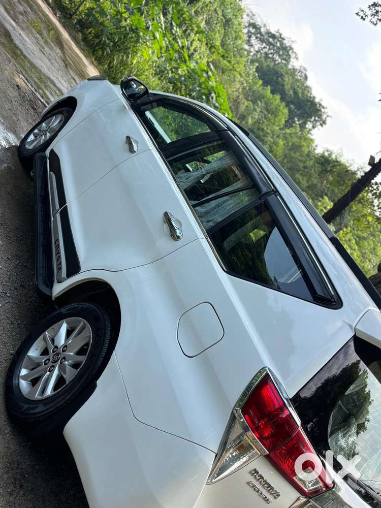 Toyota Innova Crysta 2.4 G Mt, 2019, Diesel