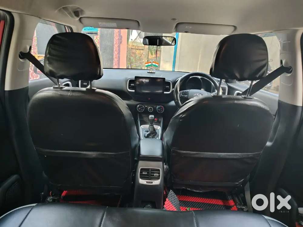 Hyundai New Venue 2021 Petrol 50000 Km Driven