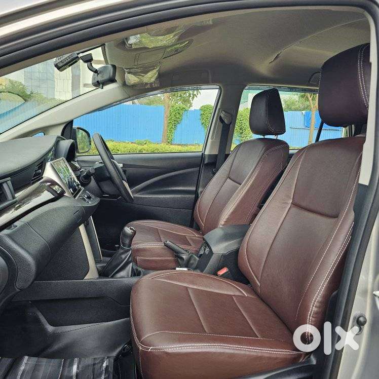 Toyota Innova Crysta 2.4 G Plus Mt 7 Str, 2024, Diesel