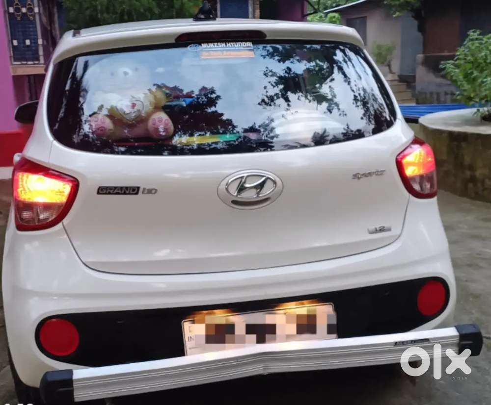 Hyundai Grand I10 2017 Petrol 72000 Km Driven
