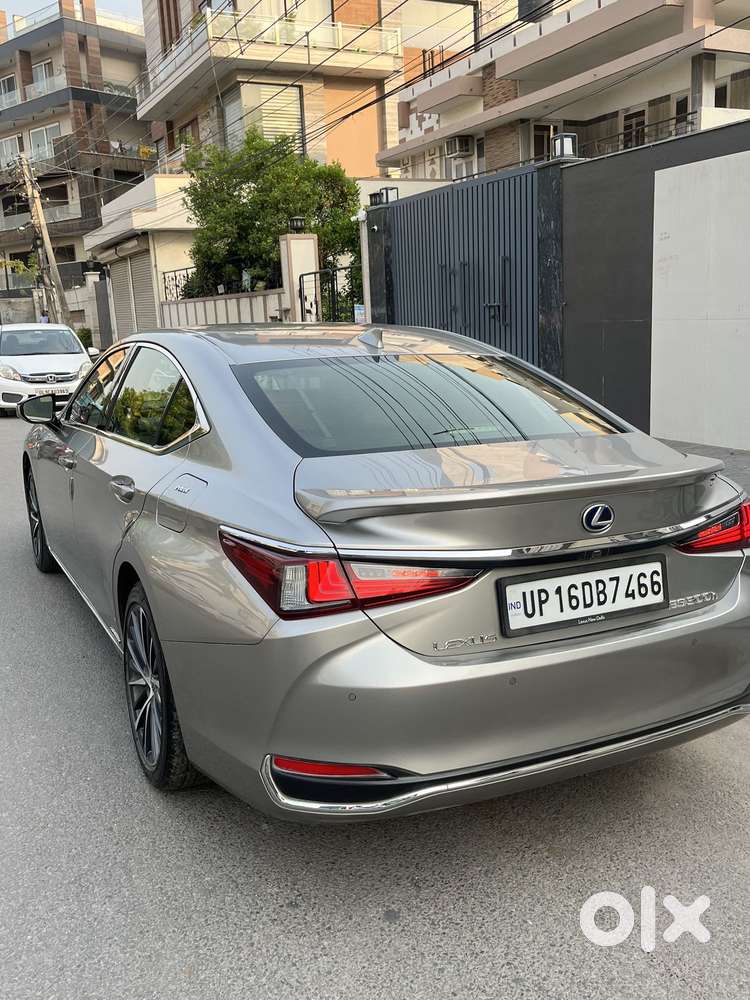Lexus Es 300h Luxury, 2022, Petrol