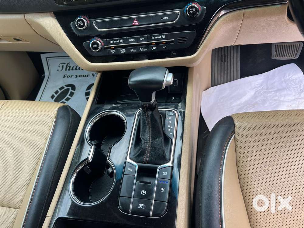 Kia Carnival Limousine, 2021, Diesel