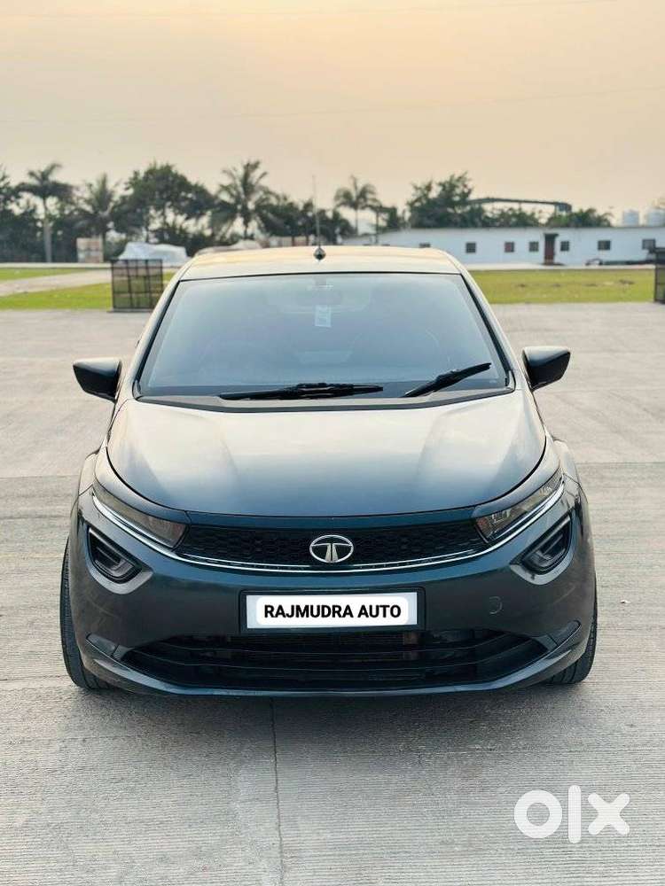 Tata Altroz, 2020, Petrol