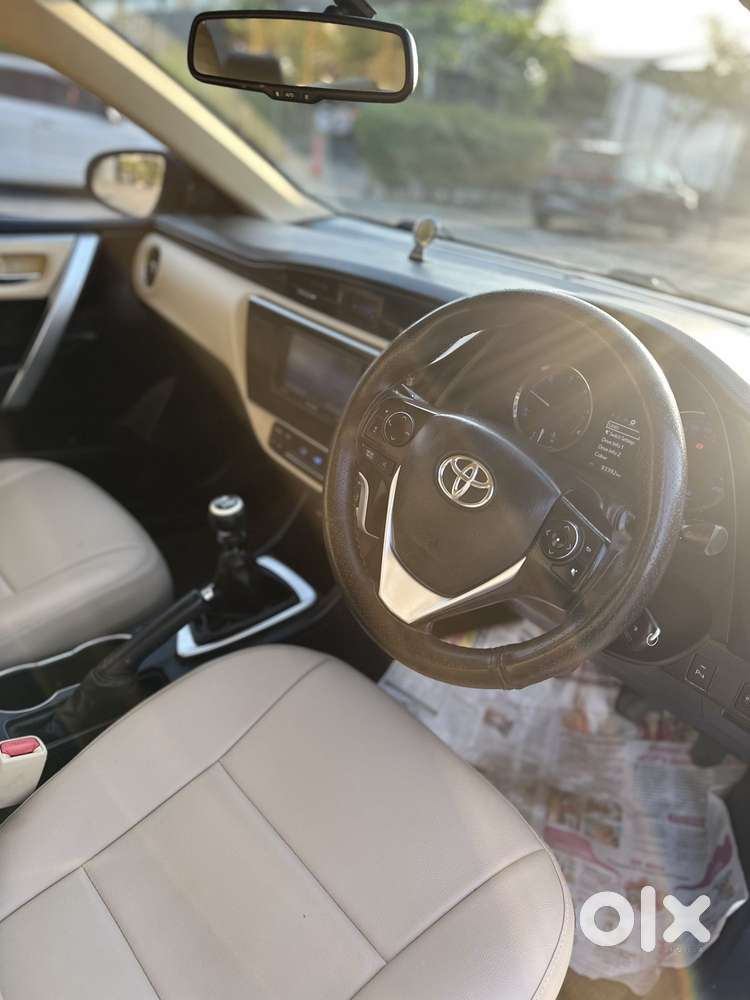 Toyota Corolla Altis 2013-2017 D-4d G, 2018, Diesel