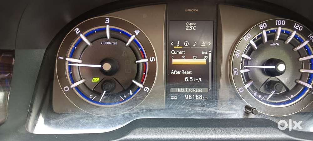 Toyota Innova Crysta 2.4 V, 2019, Diesel