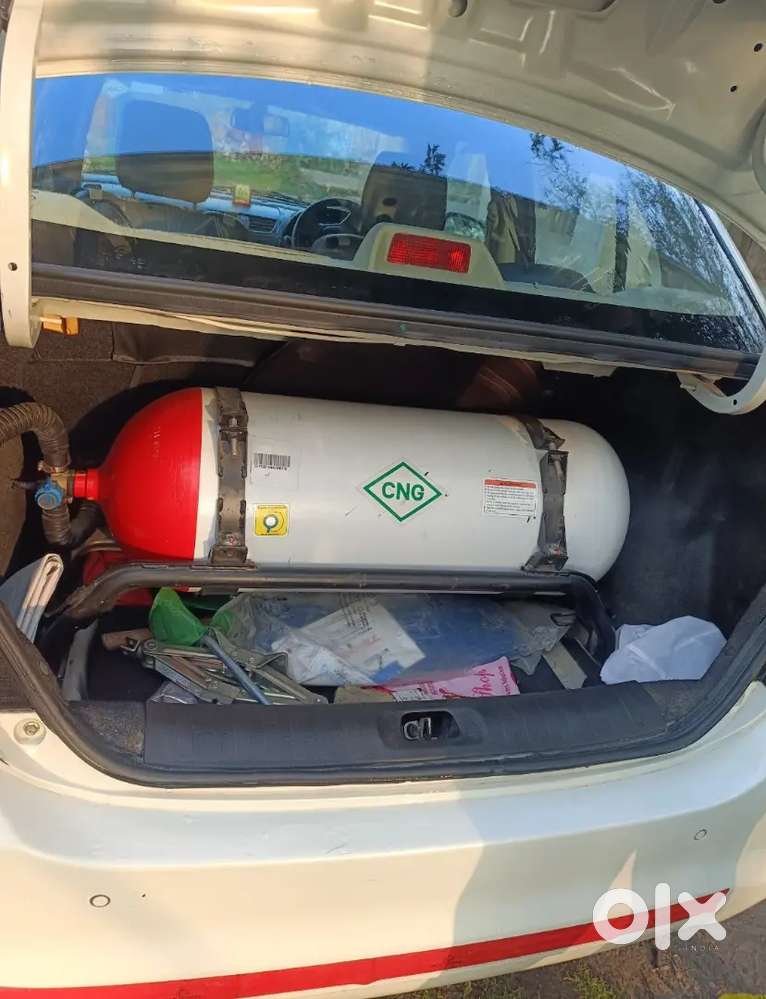 Maruti Suzuki Swift Dzire 2021 Cng & Hybrids 72671 Km Driven