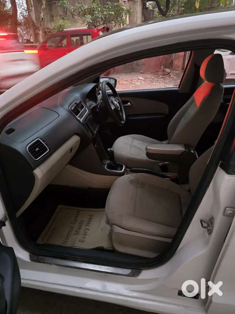 Volkswagen Polo 2013 Diesel 73000 Km Driven